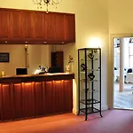 Phonix Hotel