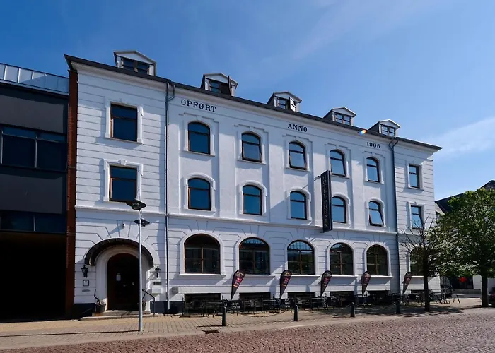 Phonix 3* Brønderslev