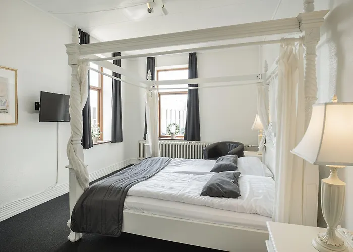 Phønix 3*